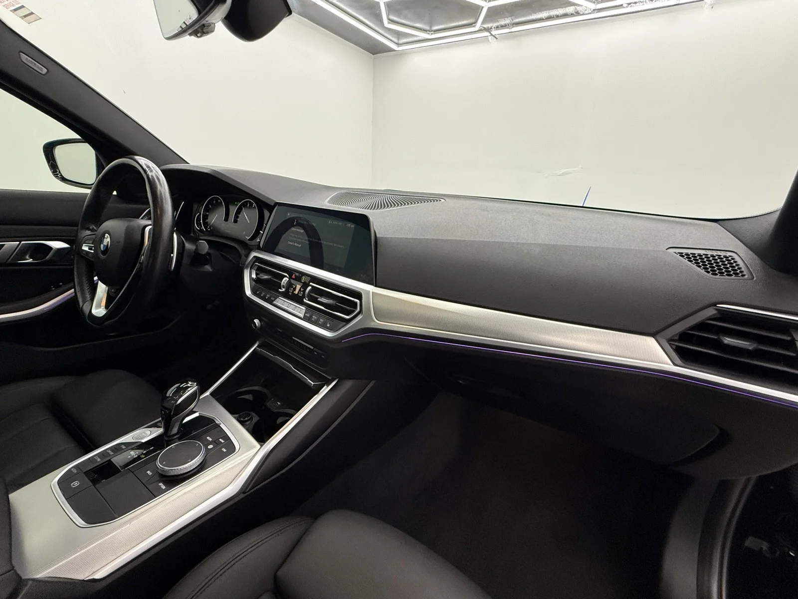 Used 2019 Jet Black BMW 330i xDrive image 40