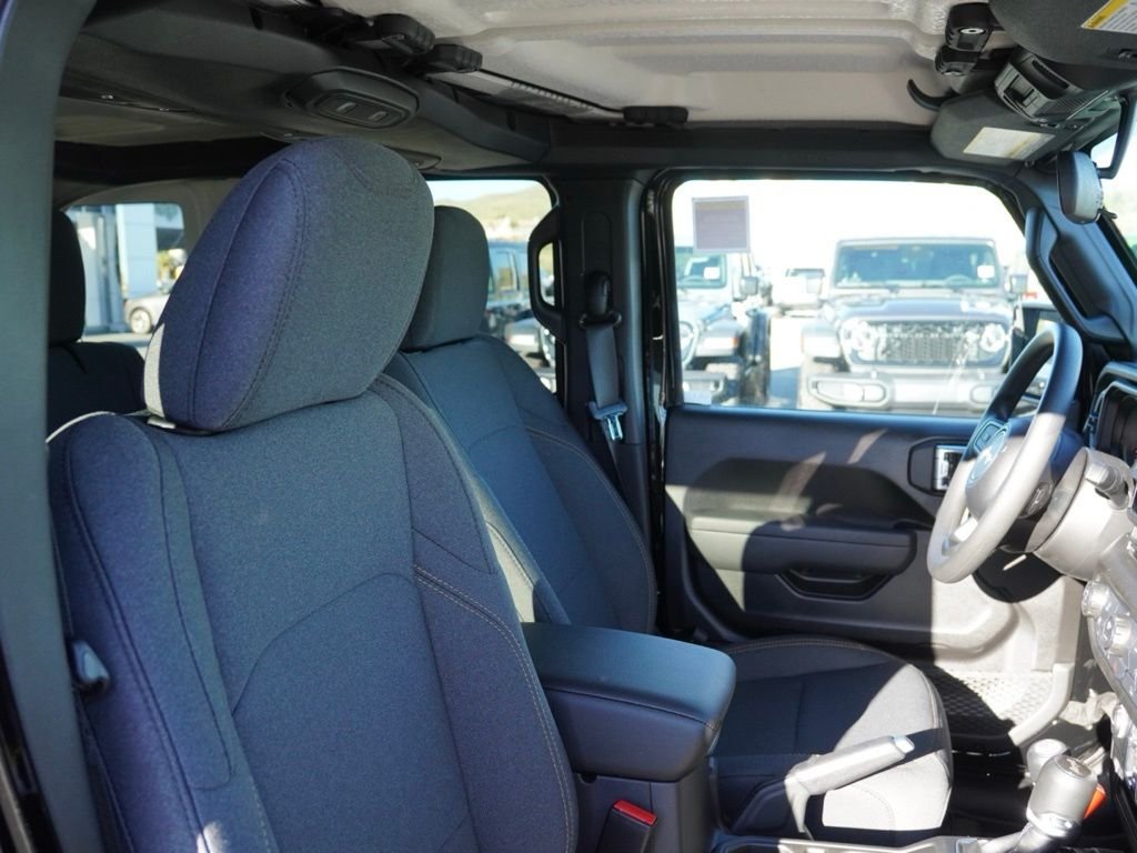 New 2026 Black Clear-Coat Exterior Paint Jeep Sport image 21