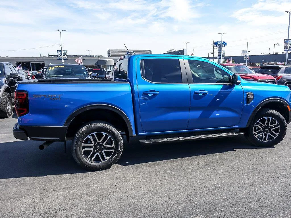 Used 2024 Blue Metallic Ford LARIAT image 10