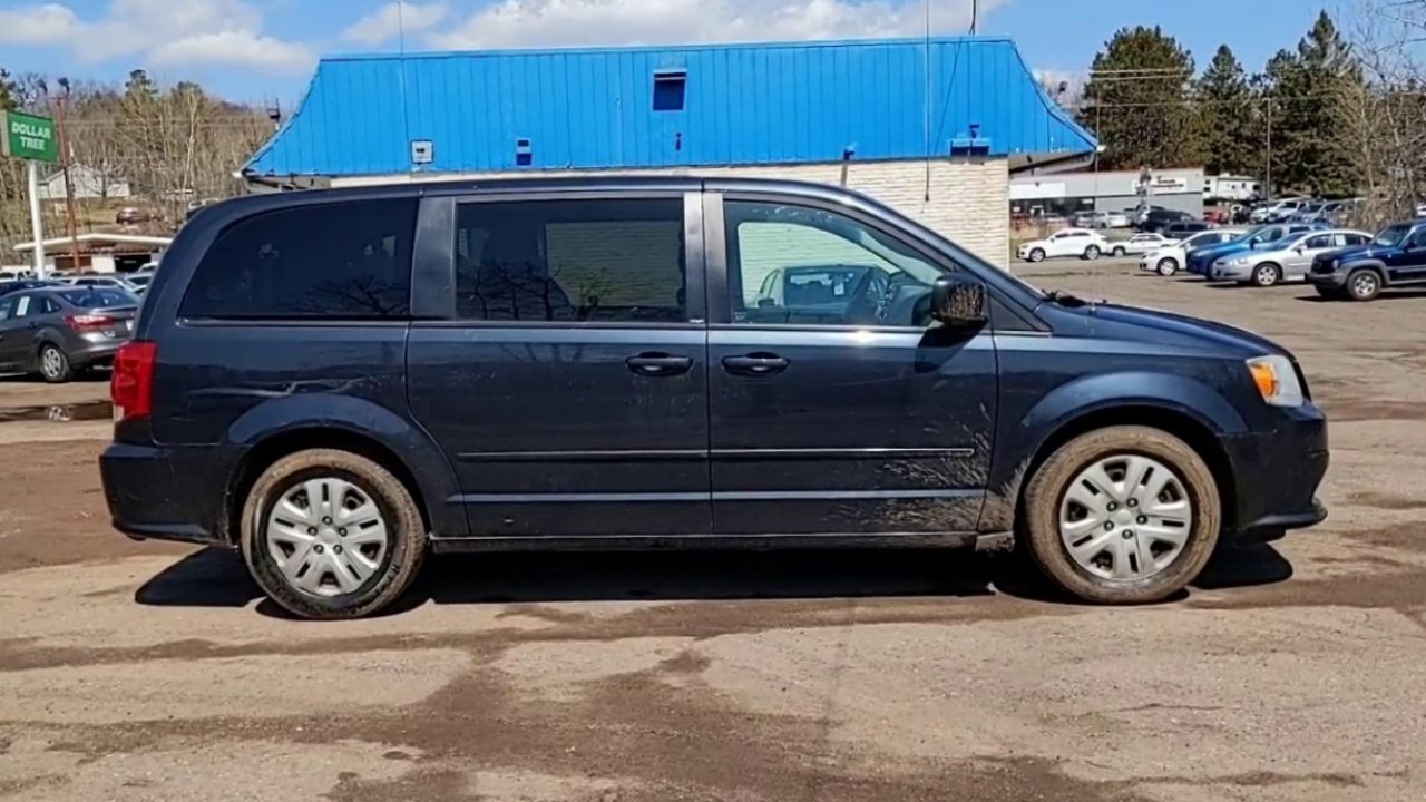 2014 Dodge Grand Caravan SE photo 3