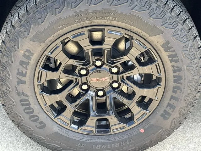 2026 GMC Canyon Elevation - Photo 10