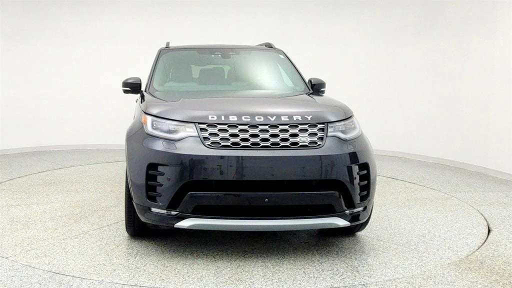 Used 2024 Carpathian Grey Premium Metallic Land Rover P360 Metropolitan Edition w/ Tech., Towing & Cold Climate Pkgs image 2
