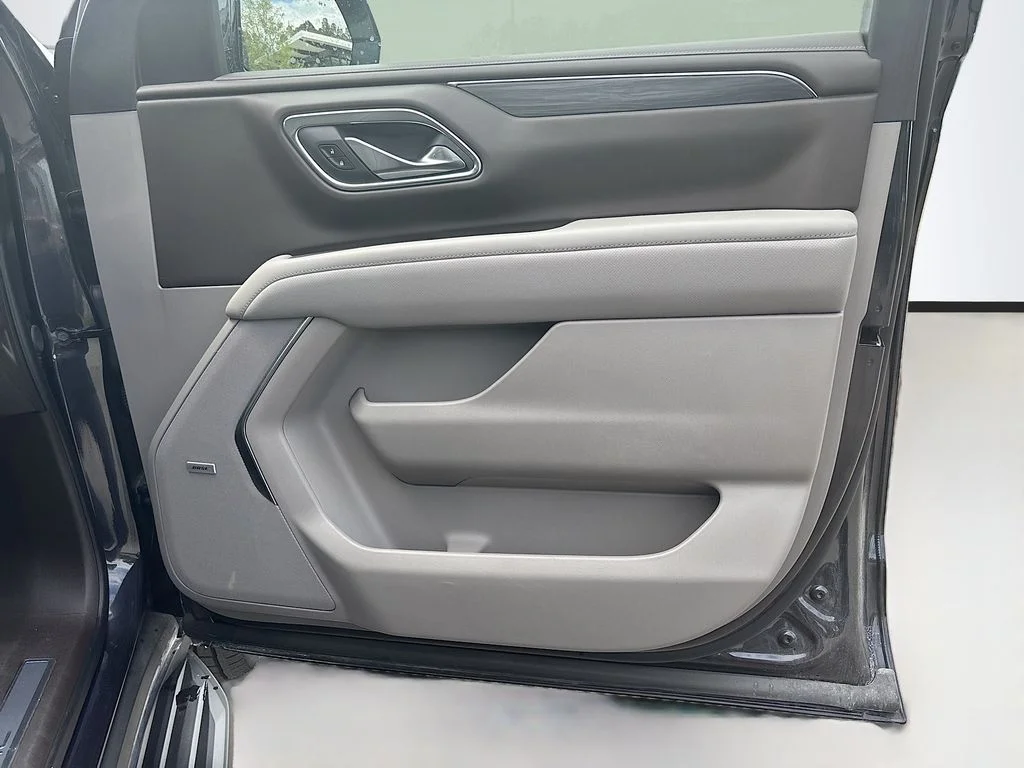 Used 2024 Silver GMC SLT image 28