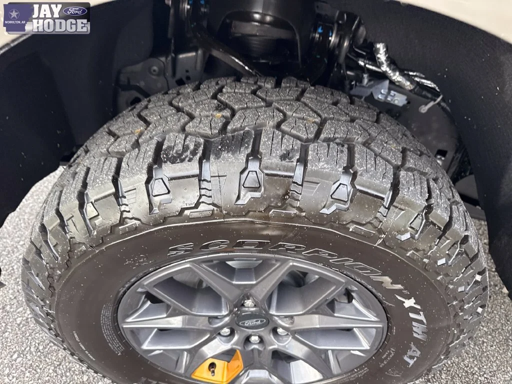 New 2027 Marsh Gray Ford Tremor® image 28