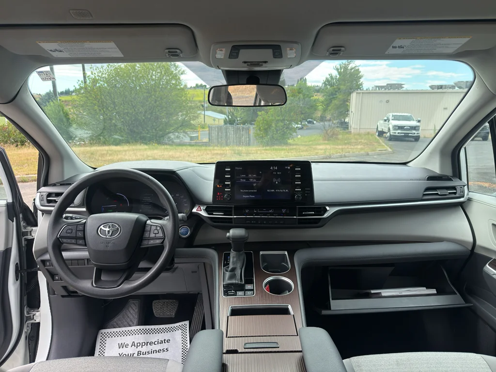 Used 2024 Ice Toyota LE image 21