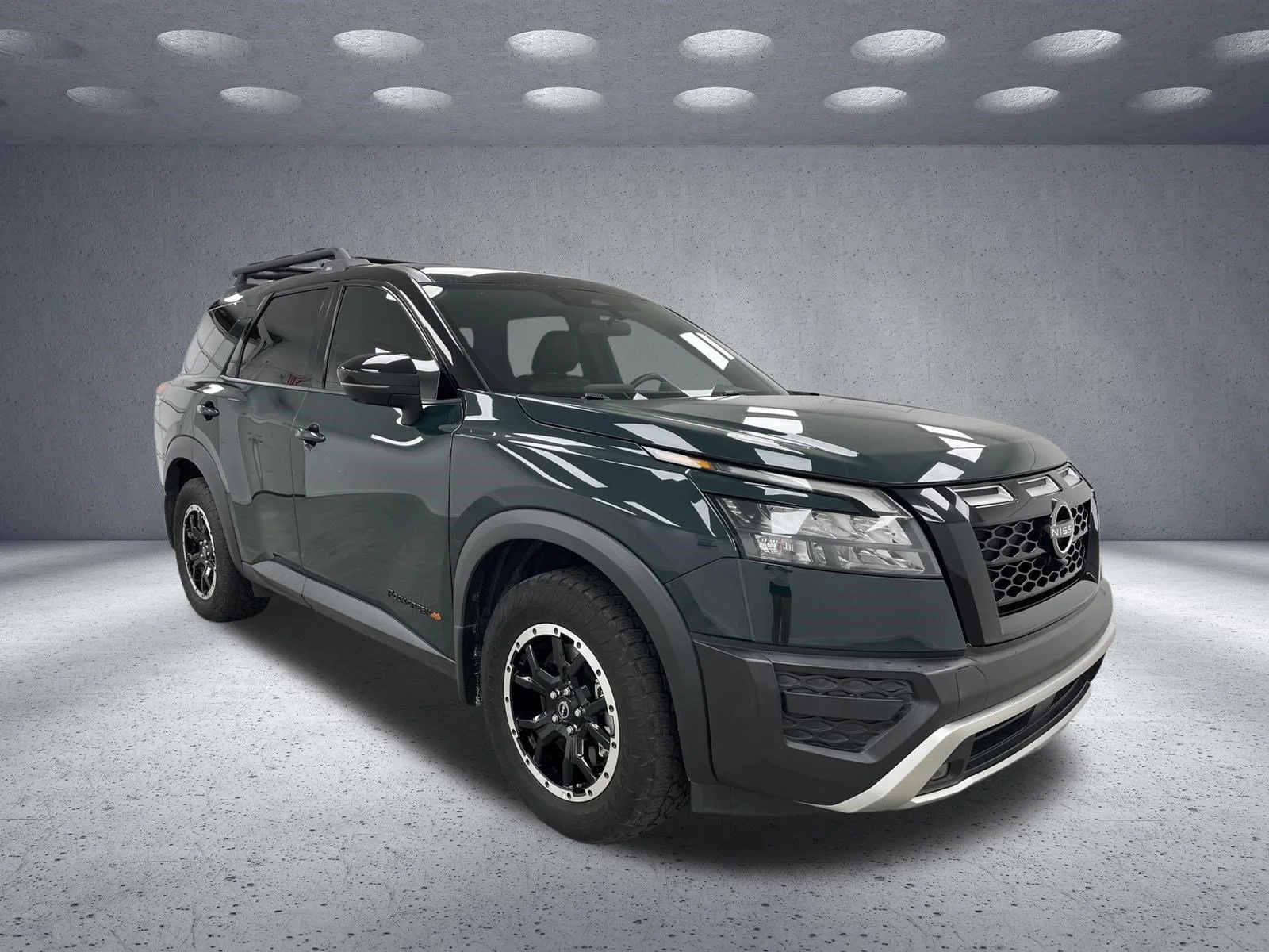 Used 2023 Obsidian Green Pearl/Super Black Nissan Rock Creek image 7