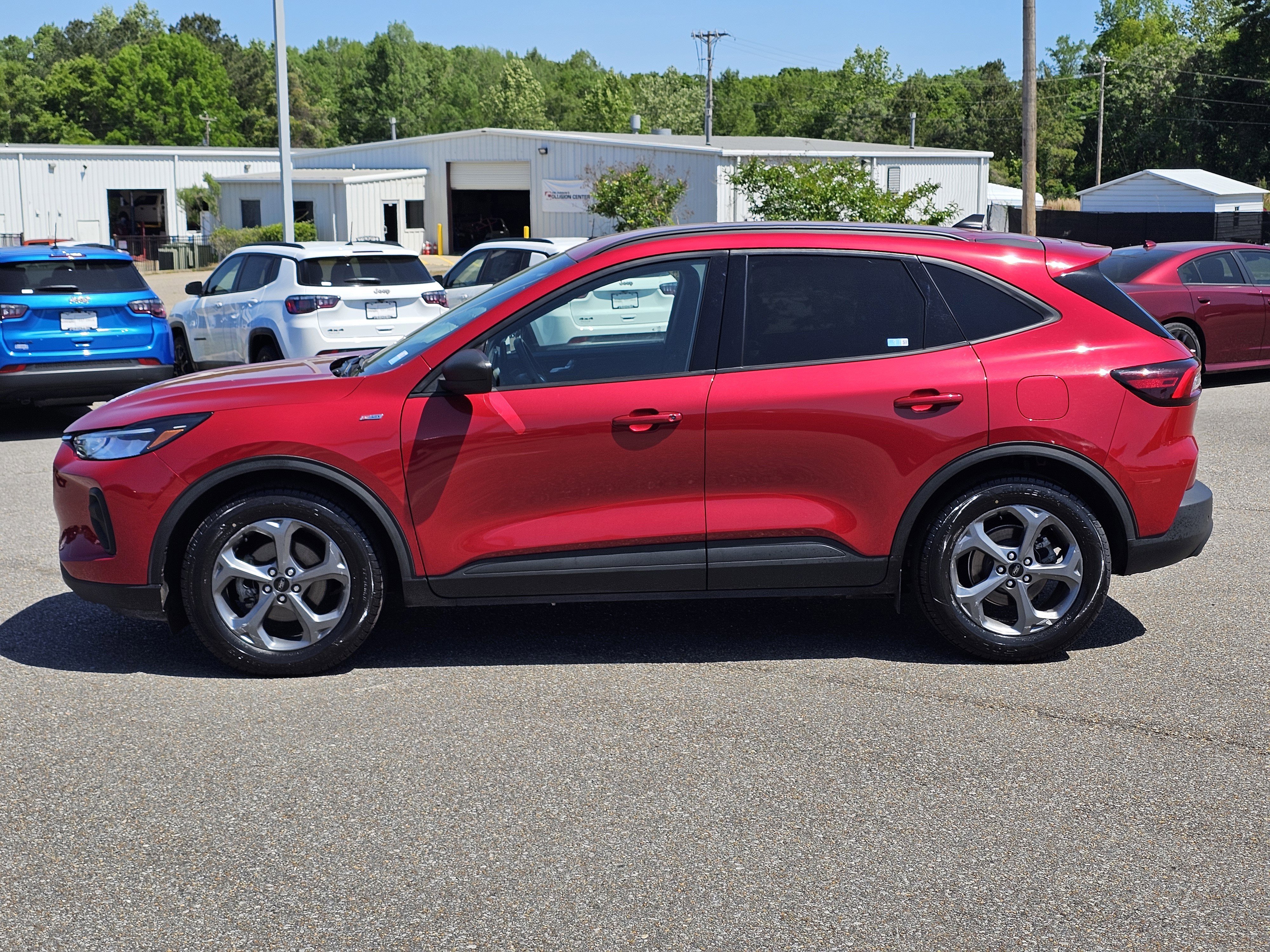 2025 Ford Escape ST-Line - Photo 14