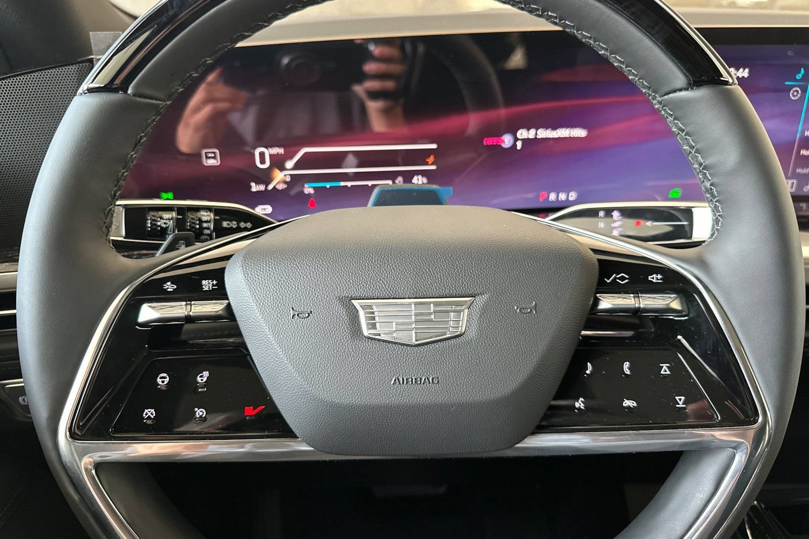 2025 Cadillac Escalade IQ Sport 1 - Photo 23