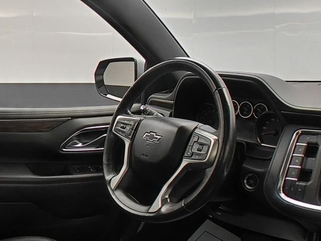 Used 2021 Gray Chevrolet Z71 image 35