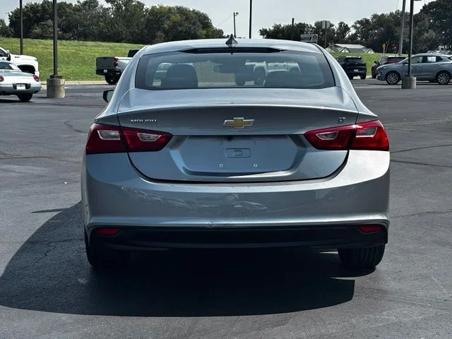 Used 2023 Gray Chevrolet LT image 6