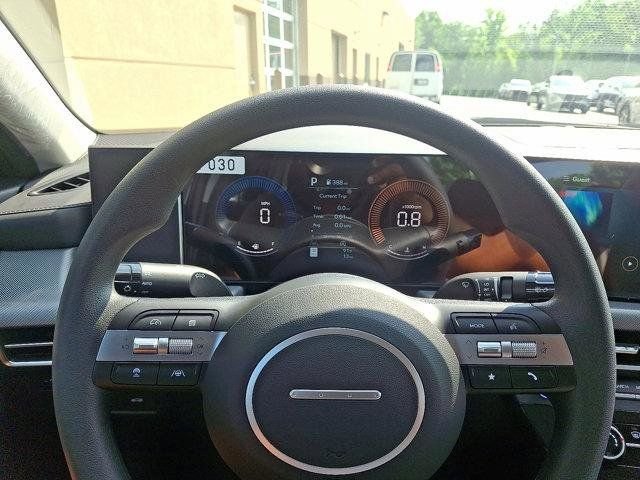 2025 Hyundai Sonata SE - Photo 11