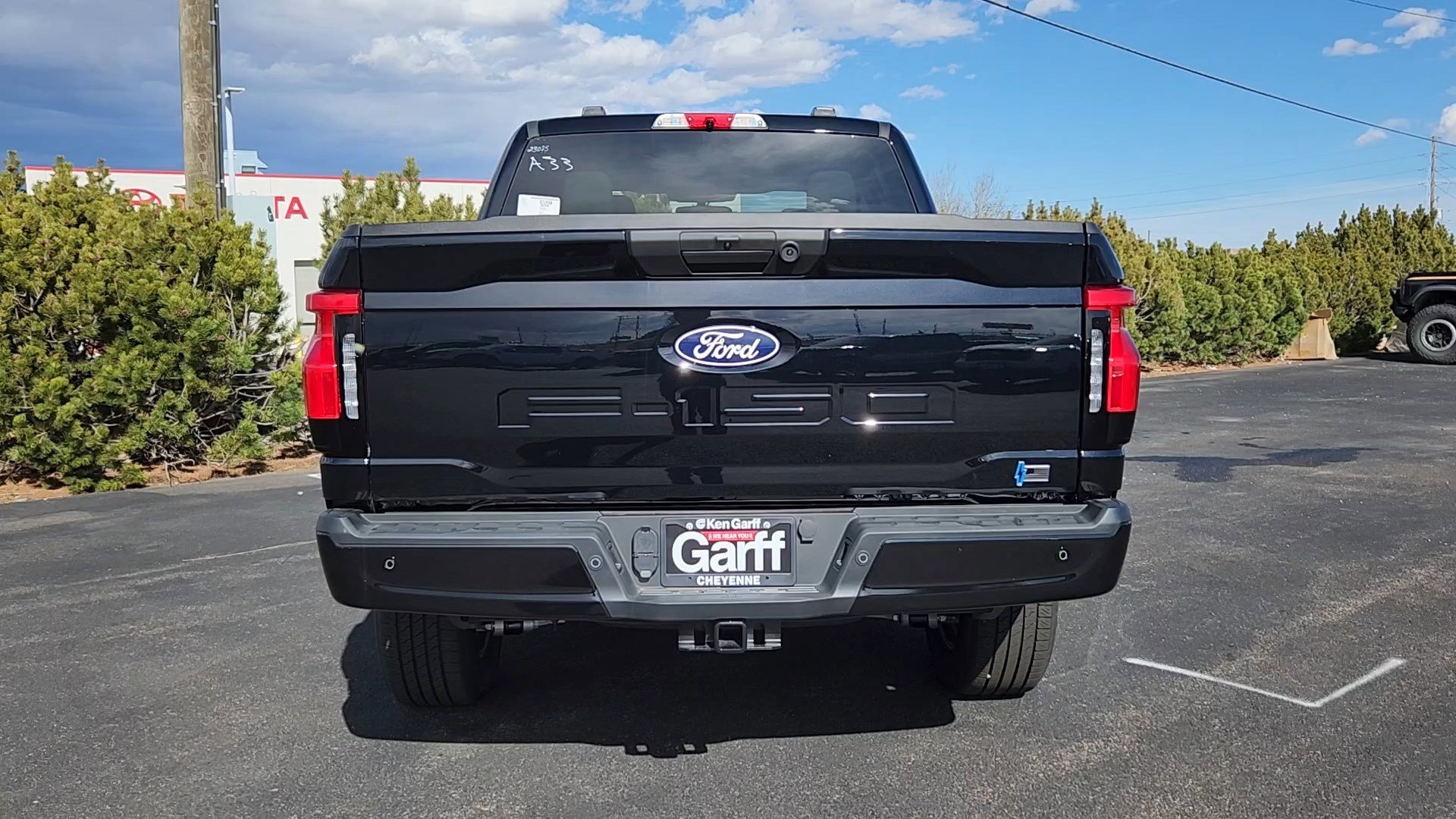 2025 Ford F-150 Lightning Flash - Photo 19