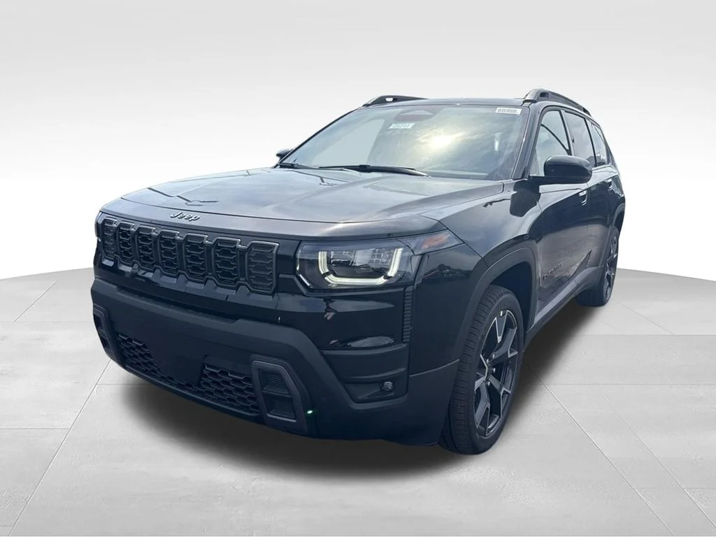 New 2026 Diamond Black Crystal Pearl-Coat Exterior Paint Jeep Overland image 7