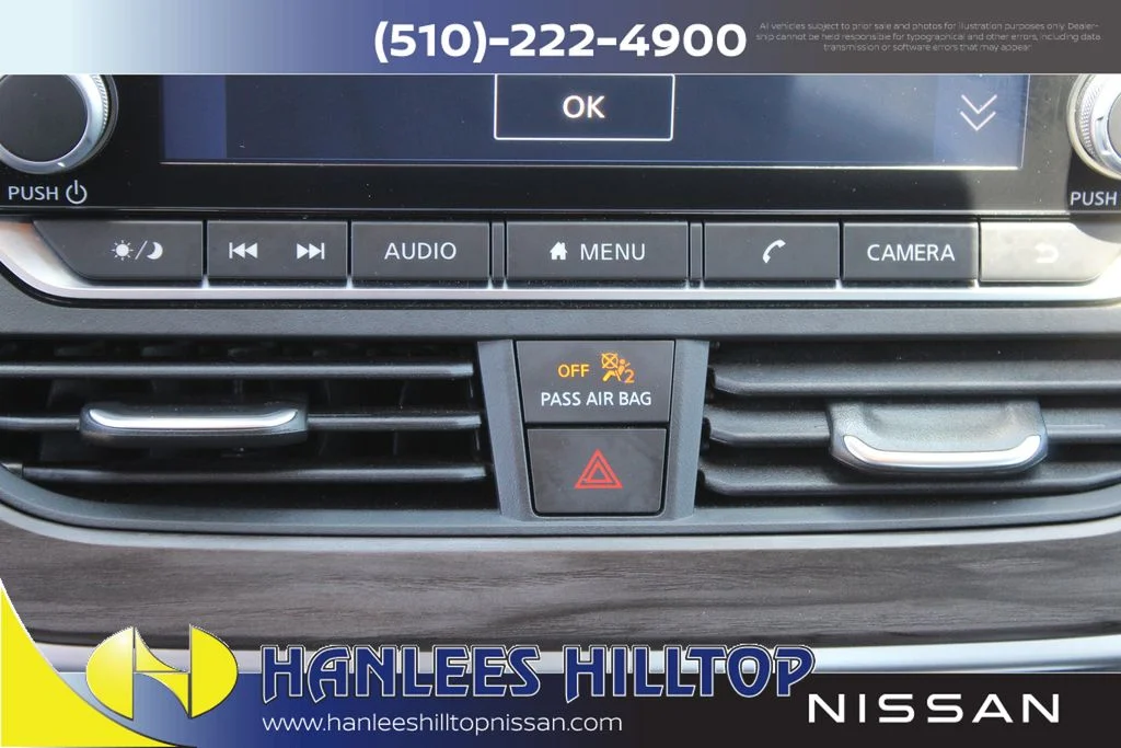 Used 2025 Black Nissan 2.5 SV image 23