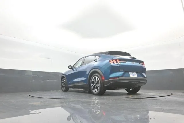 New 2026 Blue Ford Select image 36
