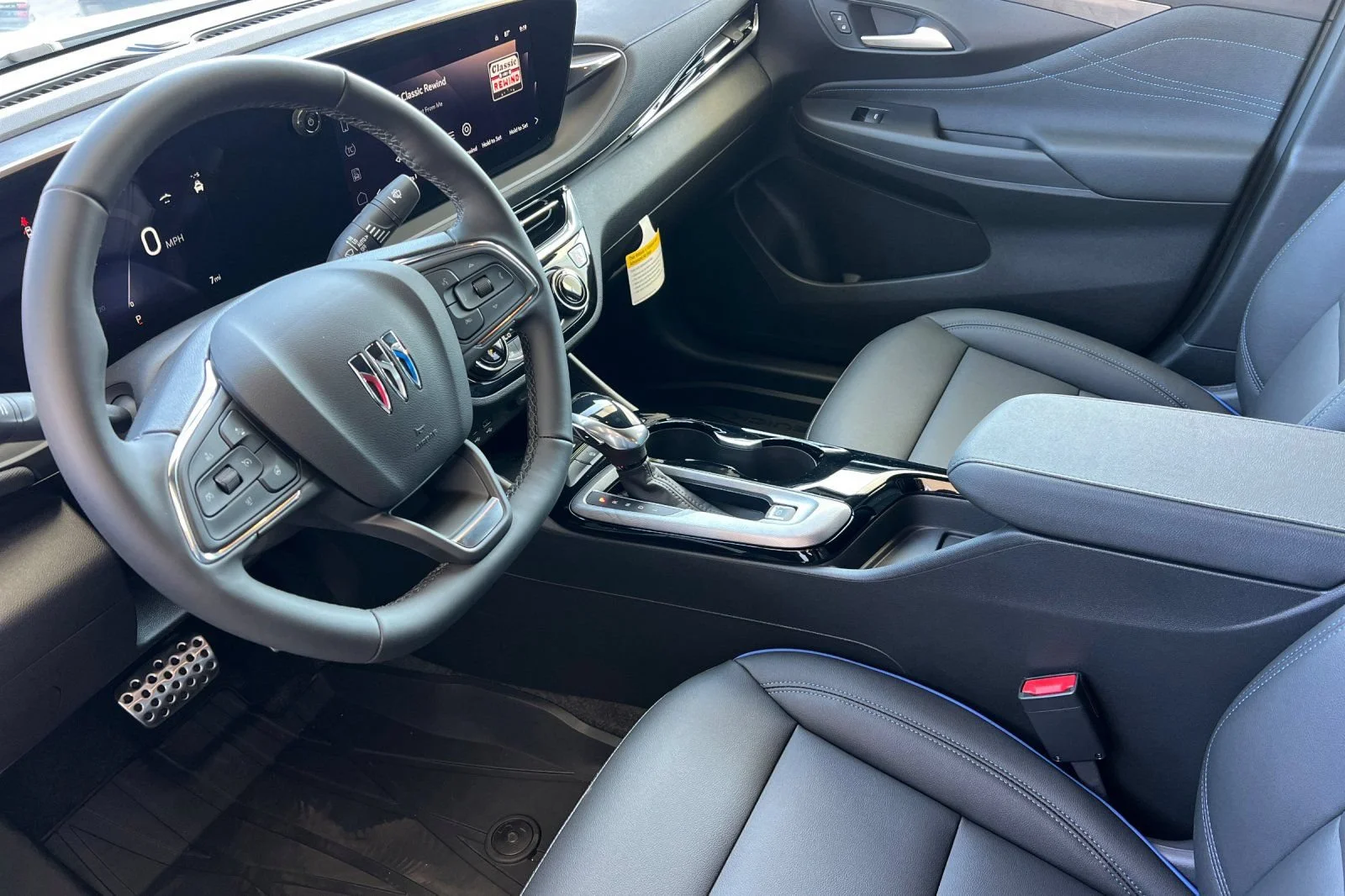 2026 Buick Envista Sport Touring - Photo 8