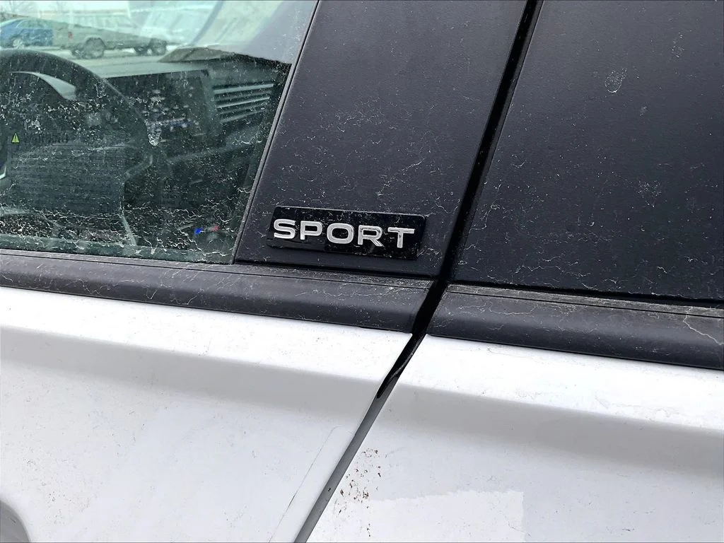 New 2026 White Volkswagen 1.5T Sport image 9