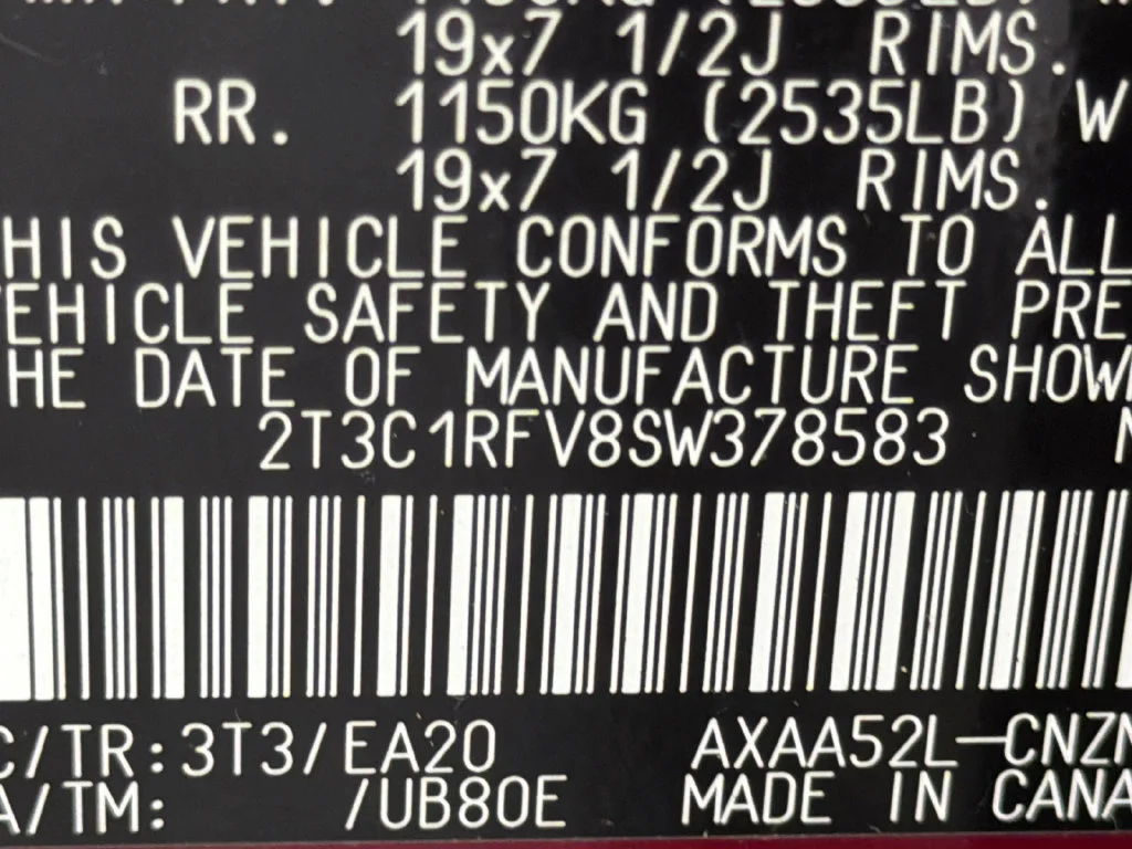 Used 2025 Red Toyota XLE Premium image 33