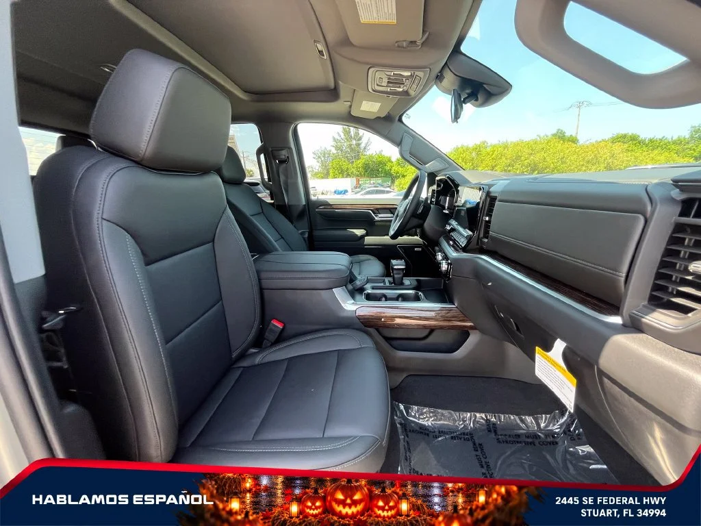 New 2026 Sterling Metallic GMC Elevation image 20