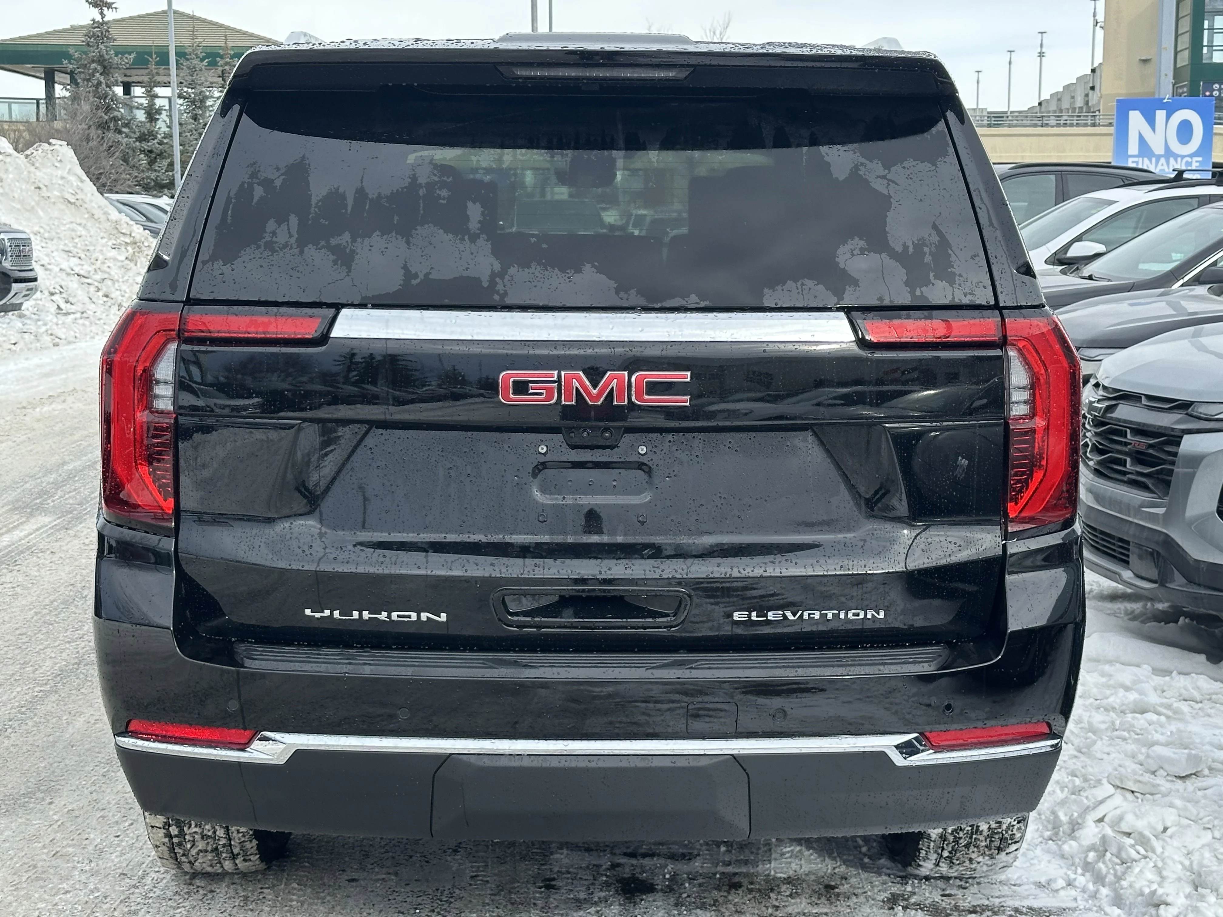 New 2026 Onyx Black GMC Elevation image 5