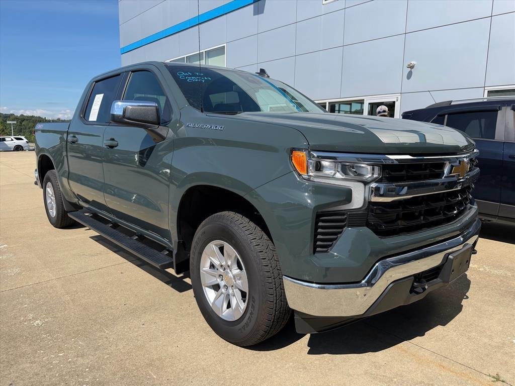 Used 2026  CHEVROLET RST image 6