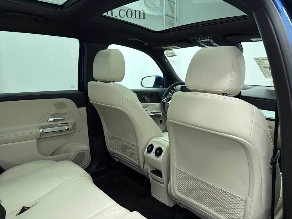 New 2026 Starling Blue Metallic Mercedes-Benz GLB 250 image 59