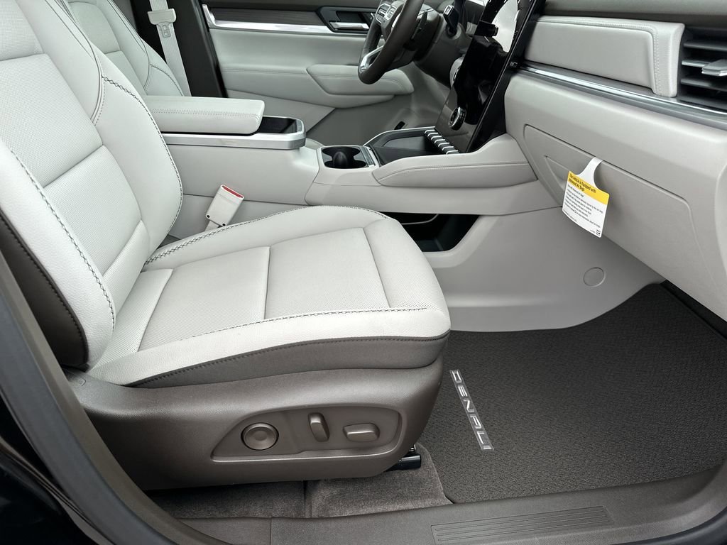 2026 GMC Terrain Denali - Photo 37
