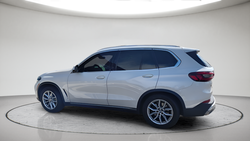 Used 2021 Mineral White Metallic BMW xDrive40i image 7