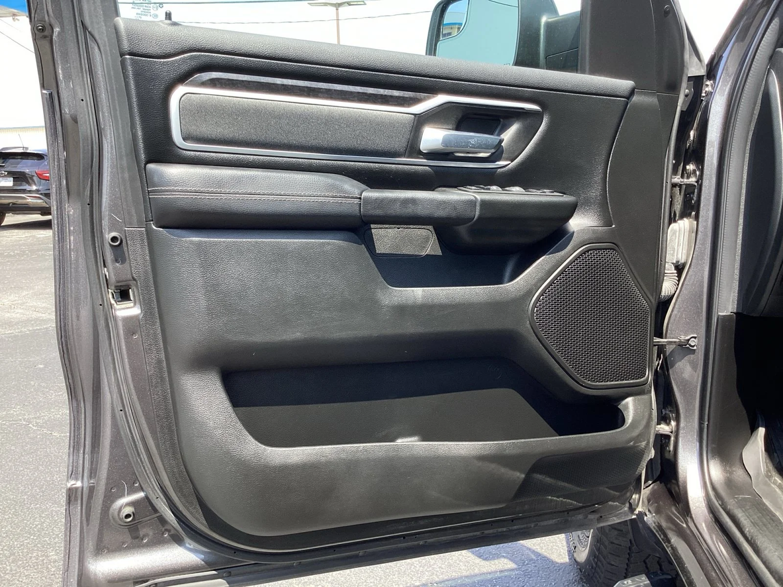 Certified Used 2022 Granite Crystal Metallic Clearcoat Ram Lone Star image 30