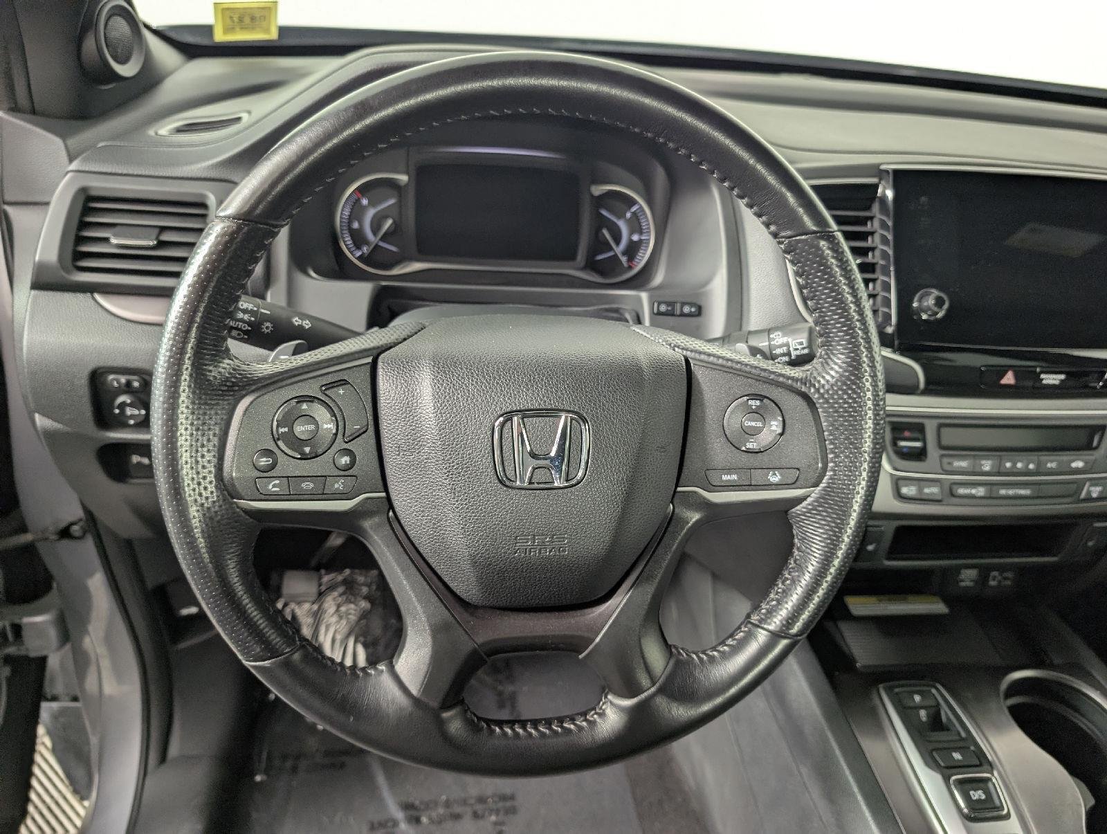 Used 2023 Lunar Silver Metallic Honda EX-L image 17