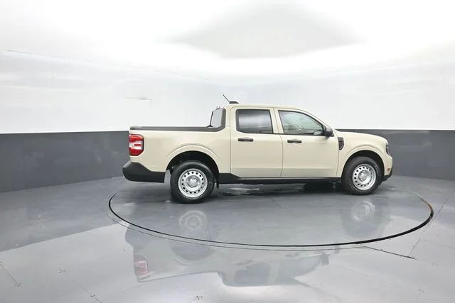 Certified Used 2025 Desert Sand Ford XL image 8