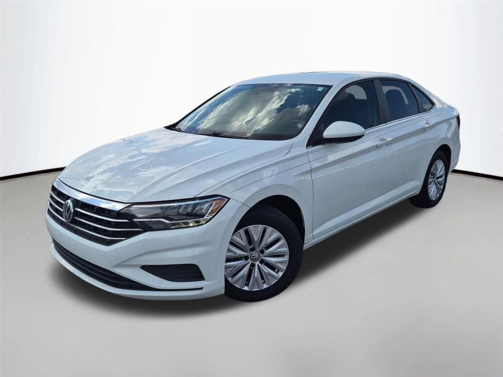 Used 2019 Pure White Volkswagen S image 1