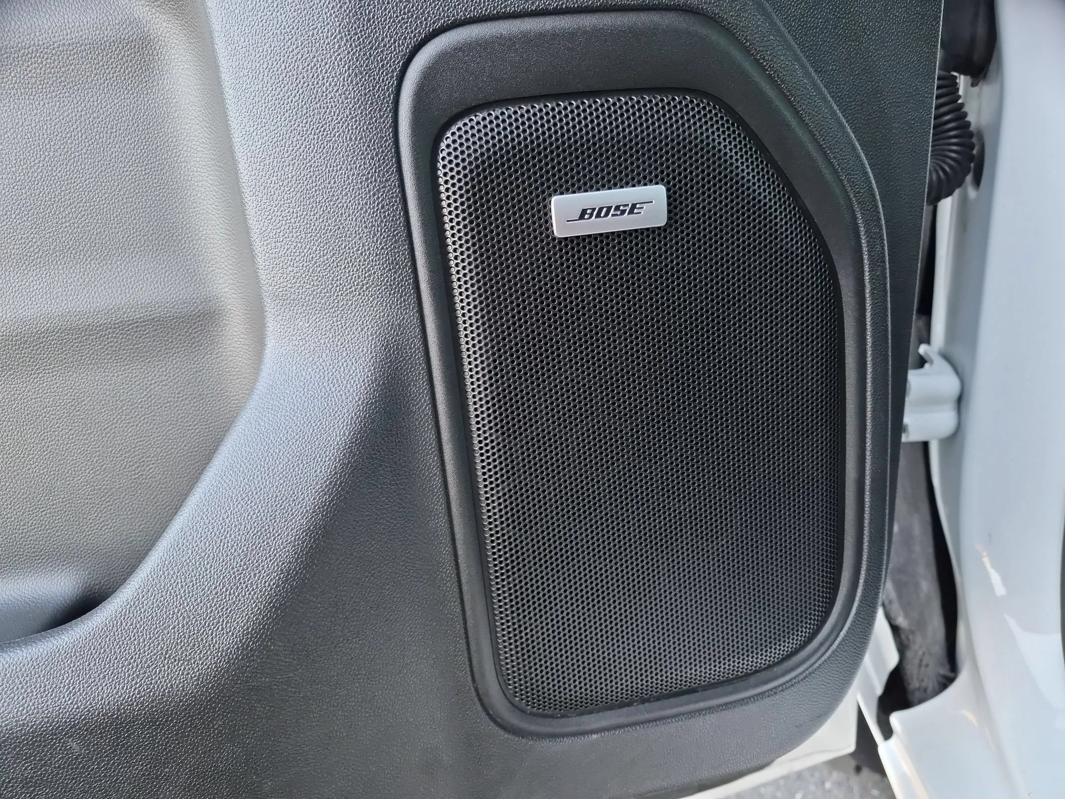 Used 2023 Summit White GMC Denali image 24