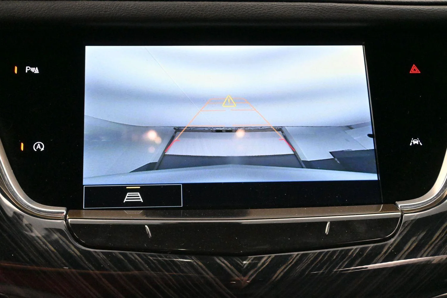 Used 2024 Argent Silver Metallic Cadillac Premium Luxury image 24