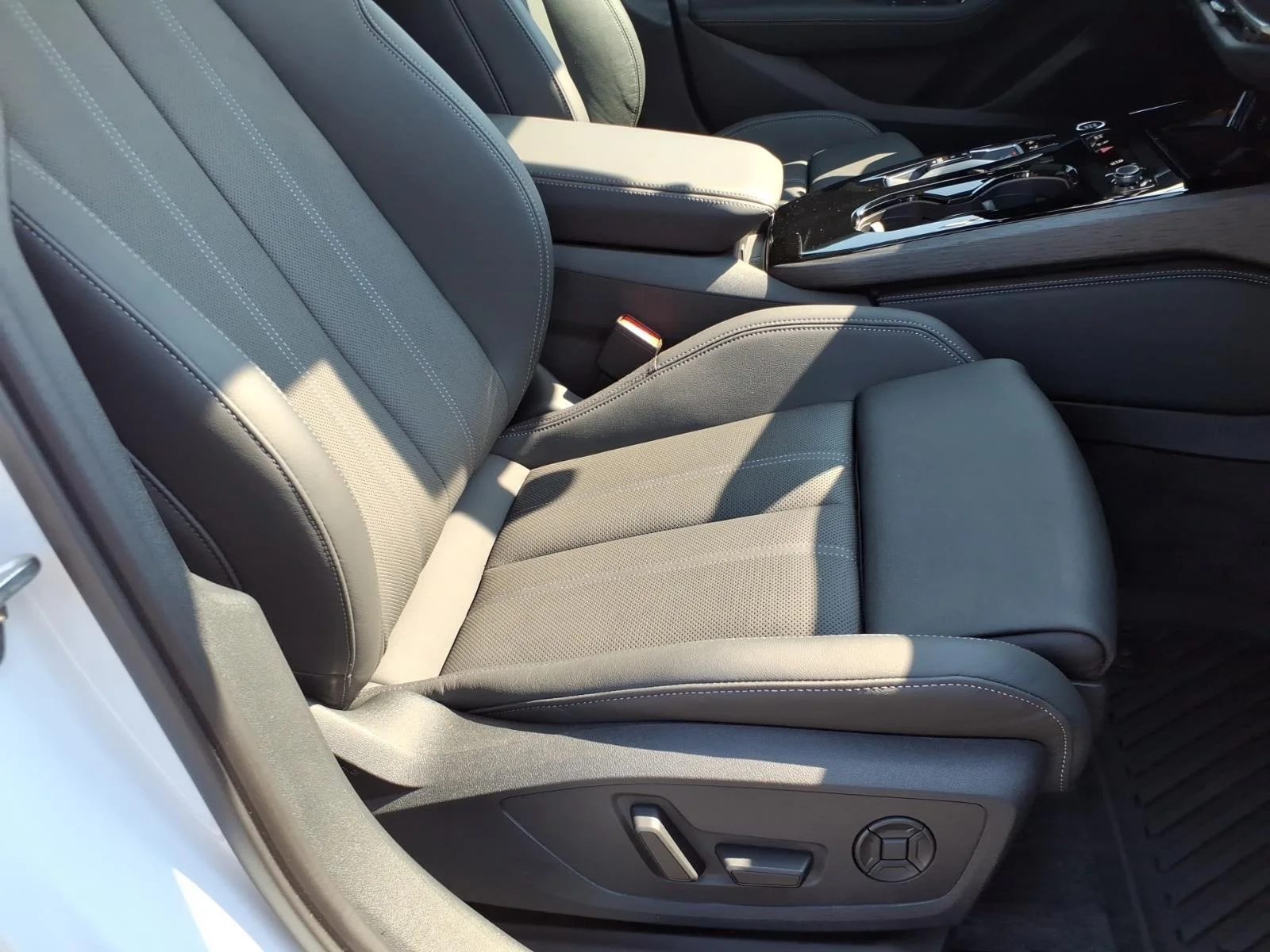 Certified Used 2025 Glacier White Metallic Audi Premium Plus image 22