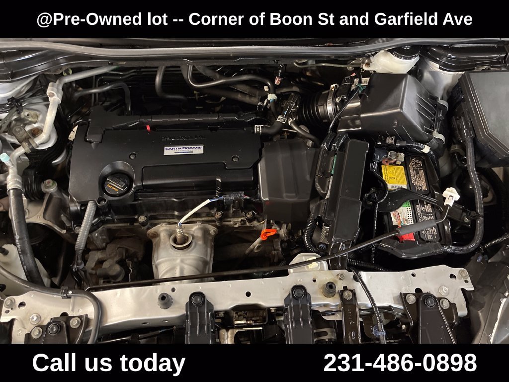 Used 2016 Silver Honda EX-L image 9