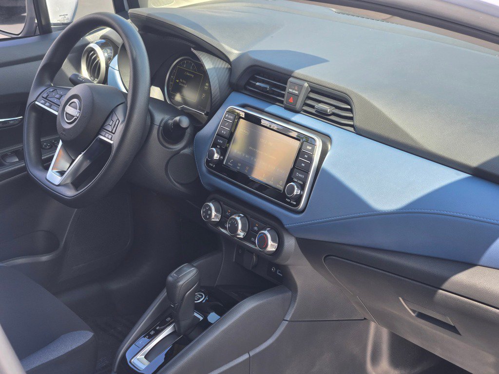 2025 Nissan Versa Sedan SV - Photo 7