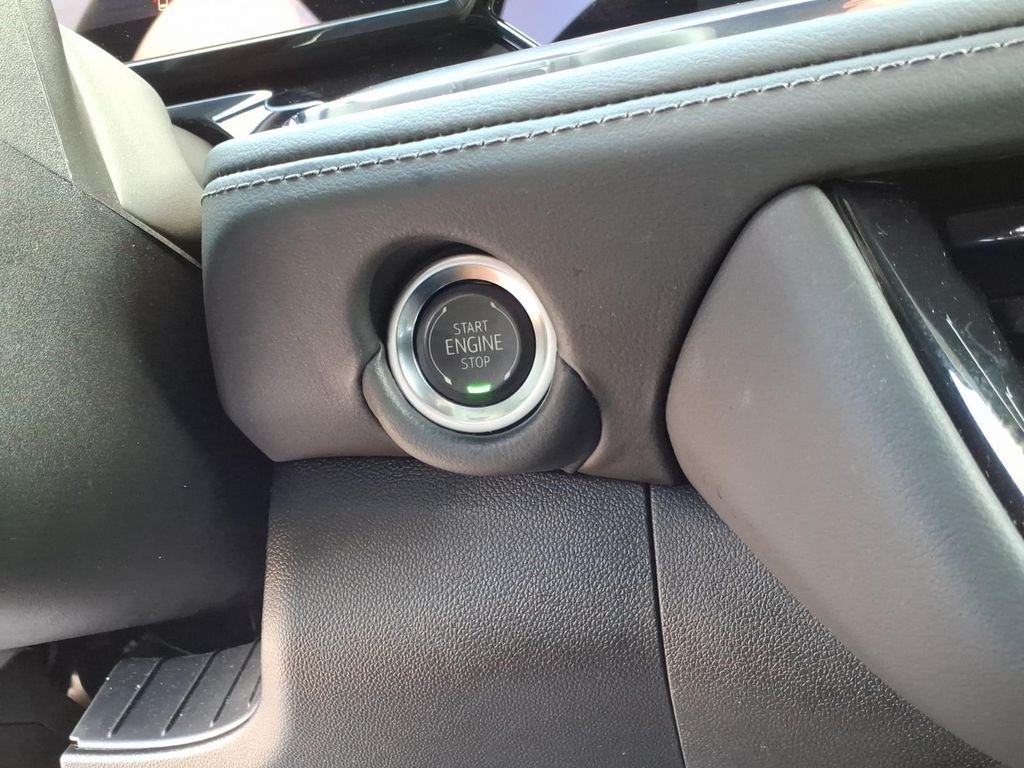 Used 2025 Sterling Gray Metallic Chevrolet Z71 image 15