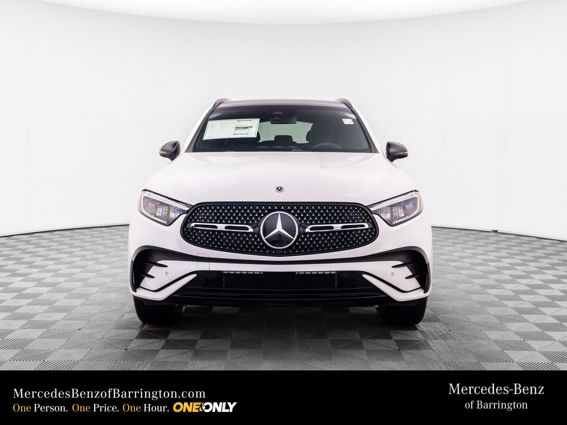 New 2026 Polar White Mercedes-Benz GLC 300 image 10