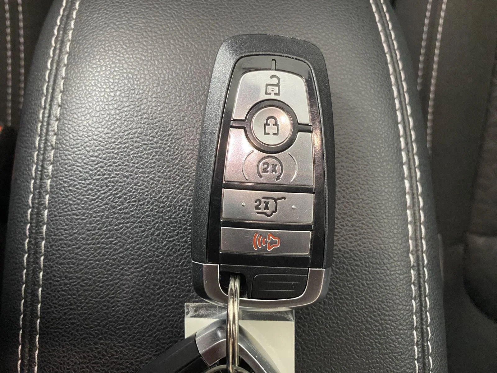 Used 2023 Iconic Silver Ford Active image 18