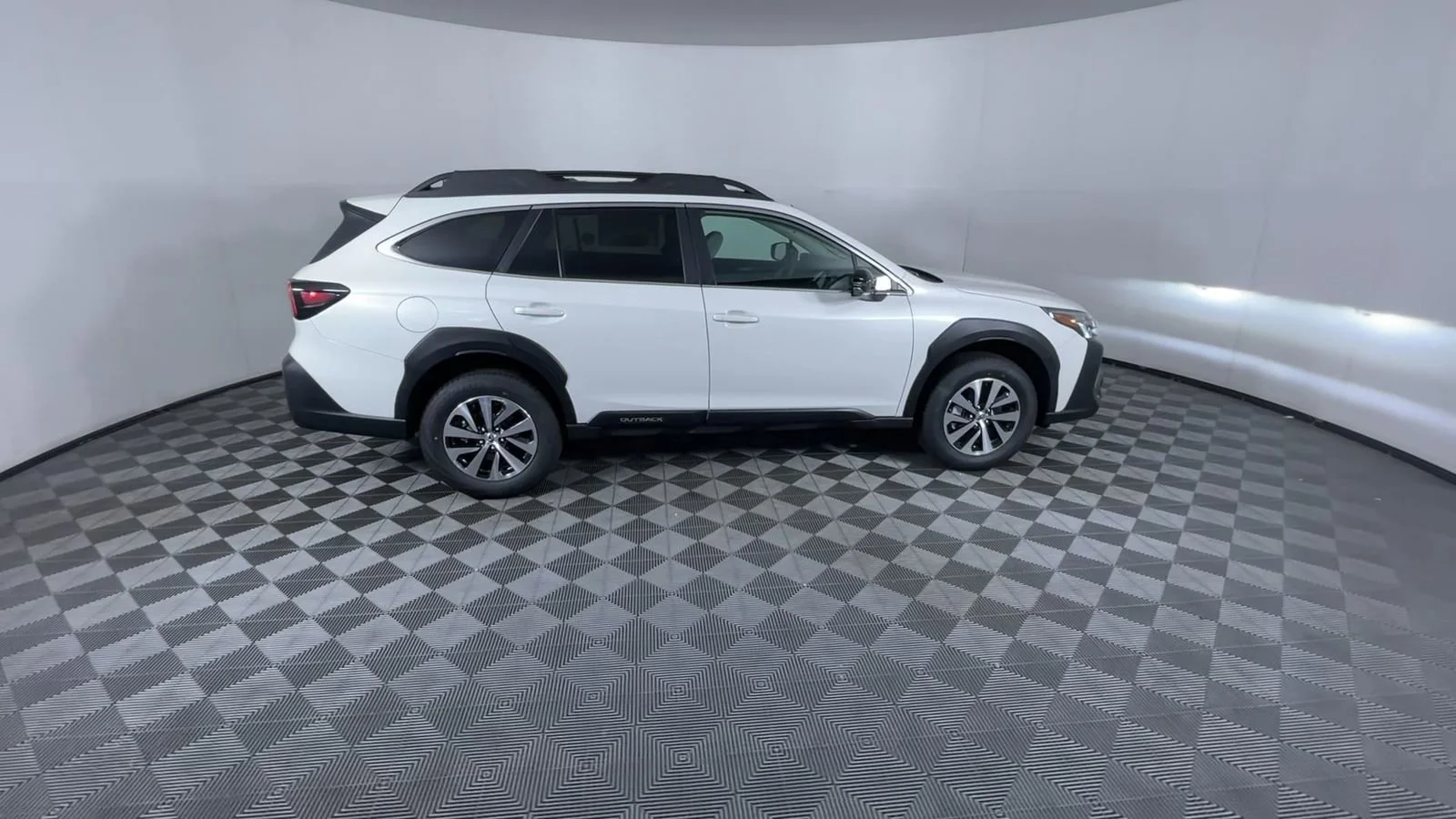 2025 Subaru Outback Premium - Photo 9