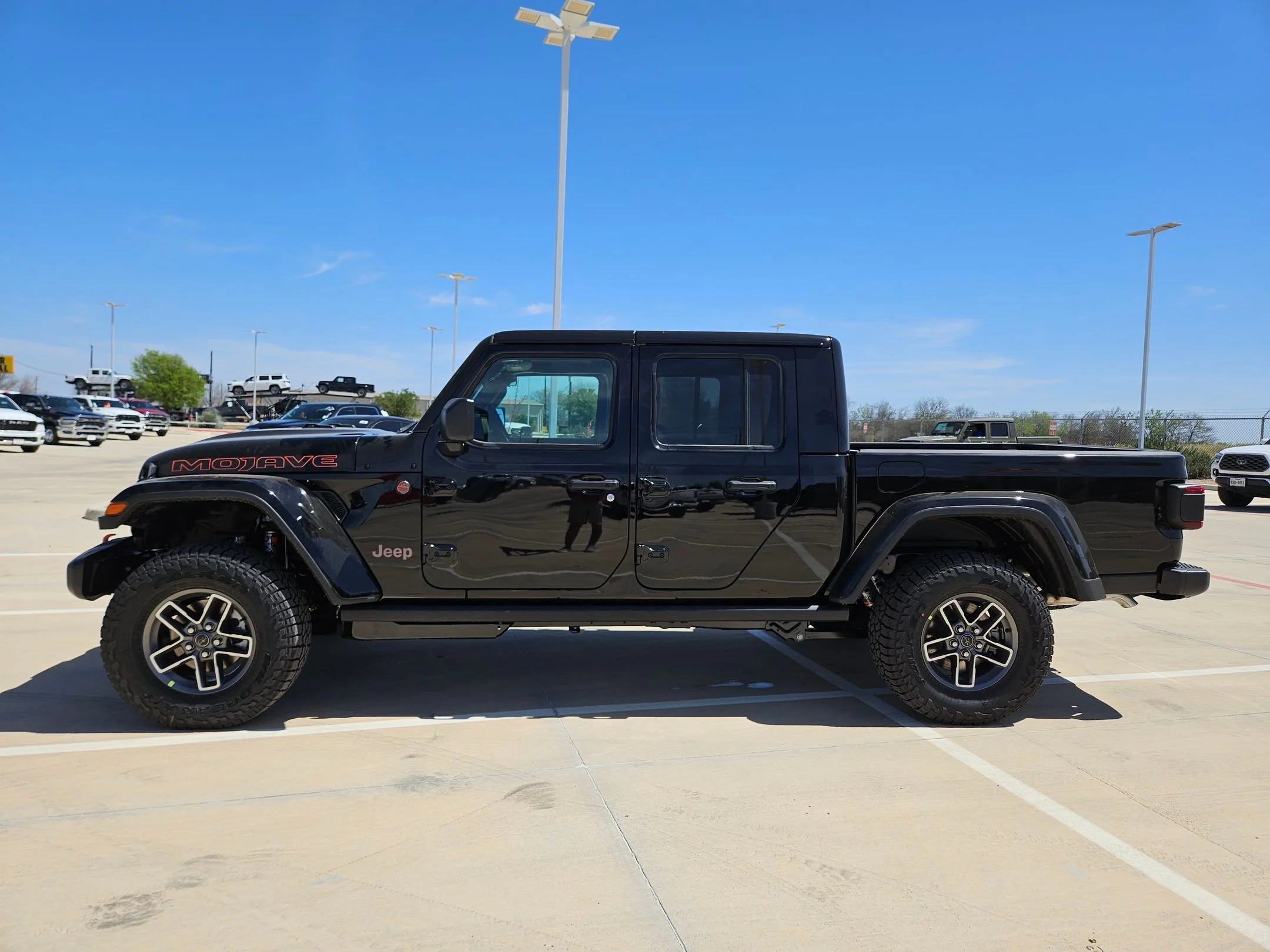 New 2026 Black Clearcoat Jeep Mojave image 6