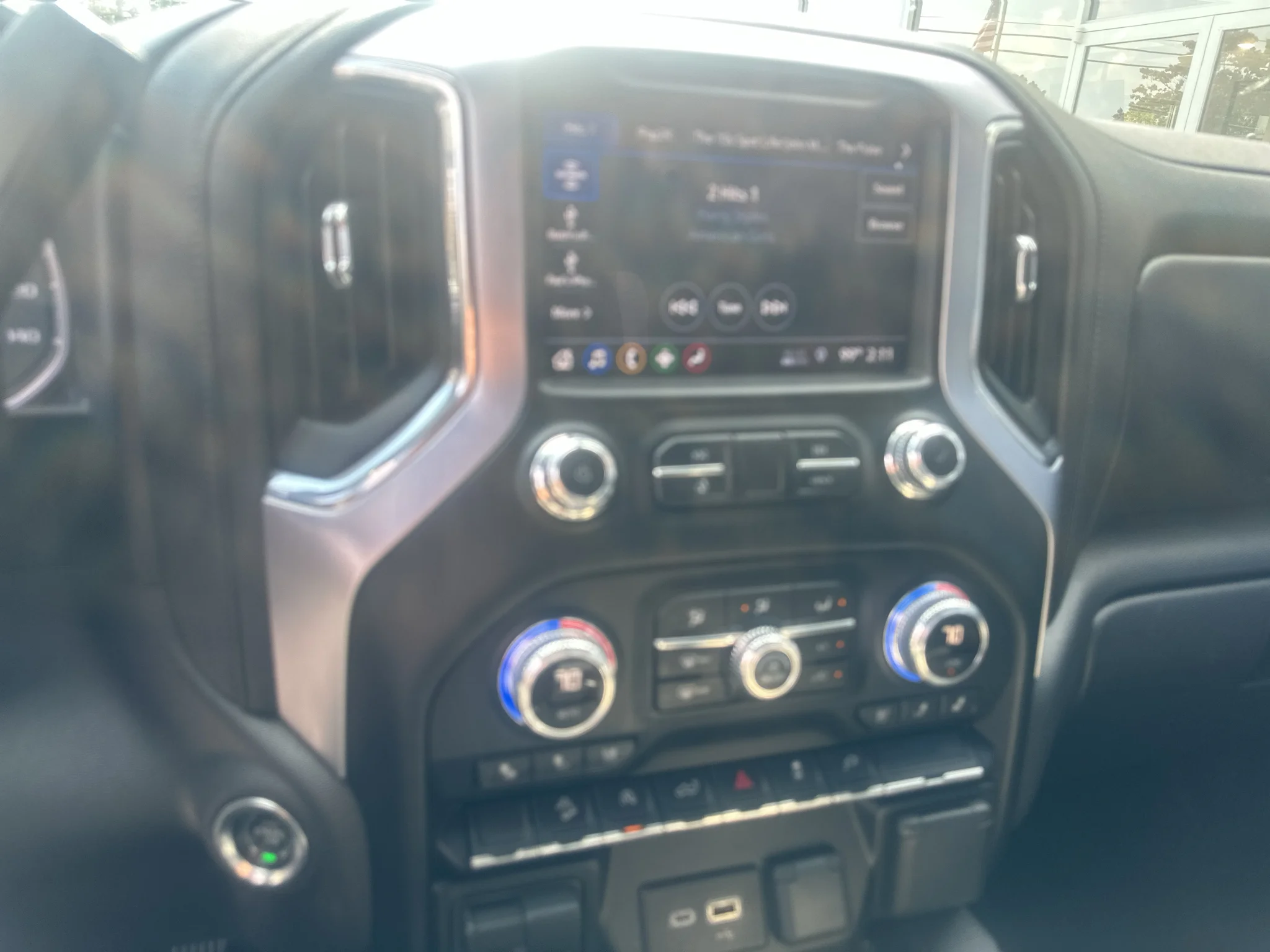 Used 2019 Summit White GMC SLT image 12
