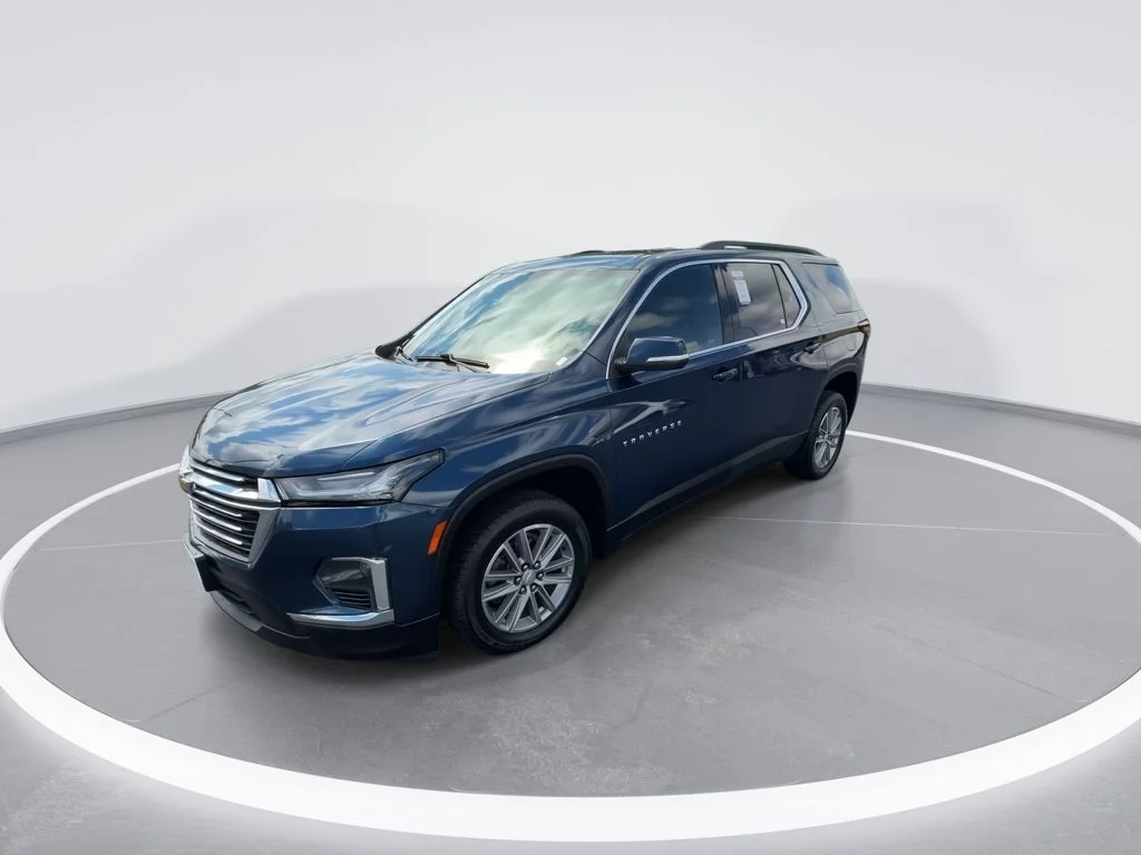 Used 2023 Blue Chevrolet LT image 4
