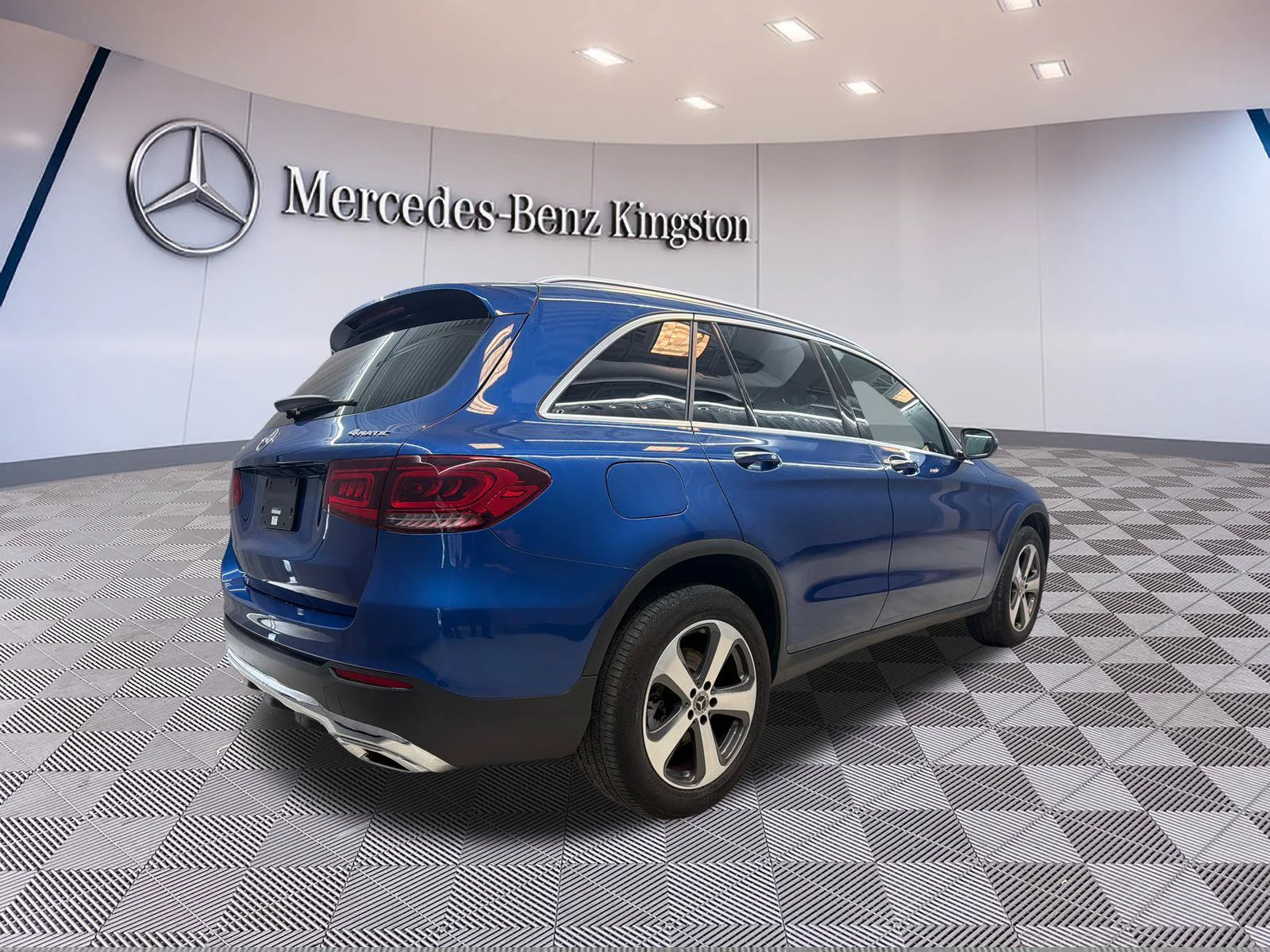 Certified Used 2022 Blue Mercedes-Benz GLC 300 image 5