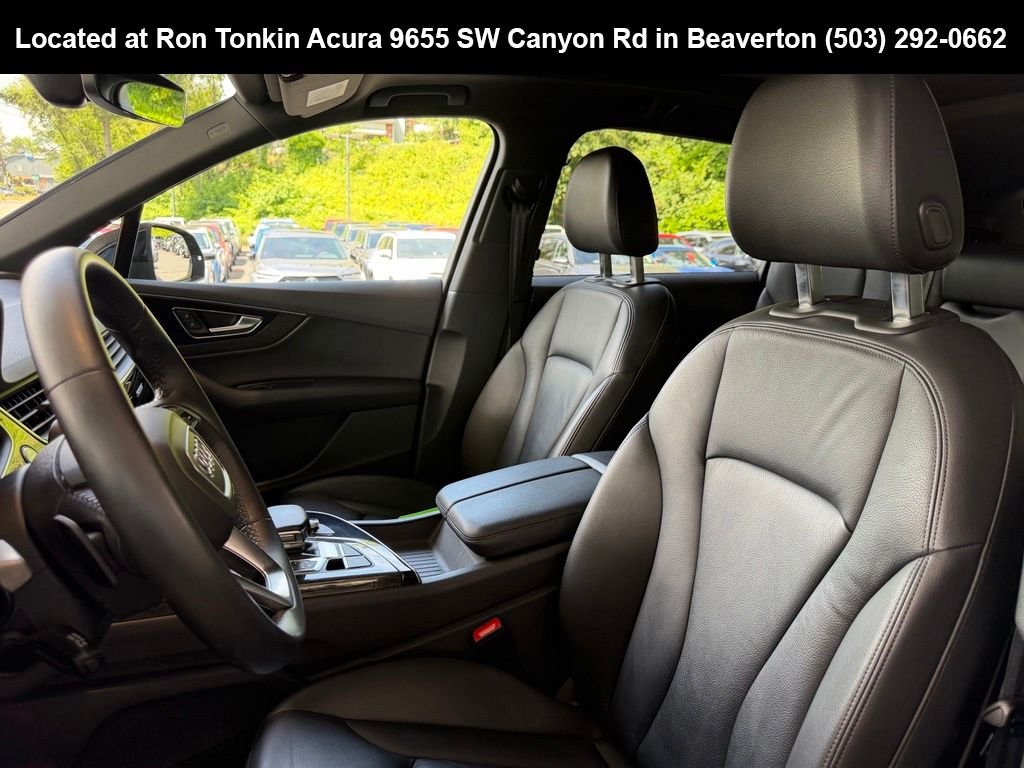 Used 2019 Night Black Audi 55 Premium image 16