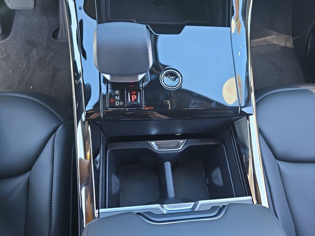 New 2026 Firenze Red Land Rover SE image 26