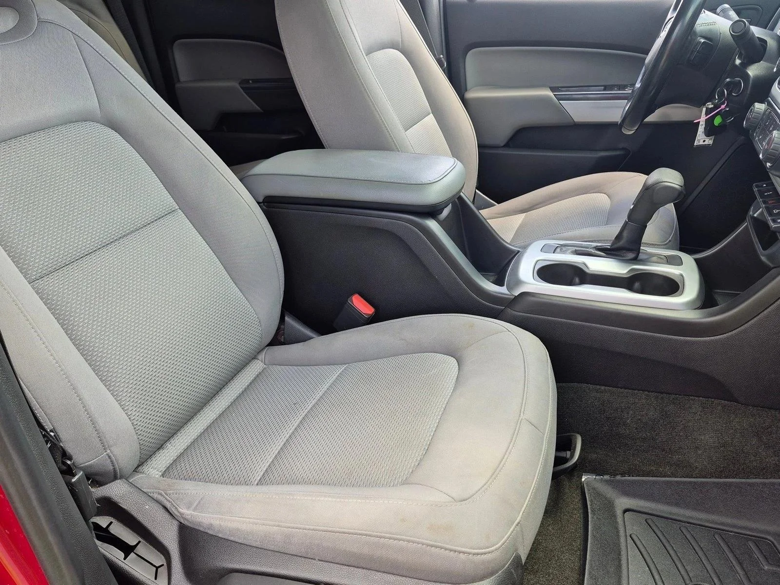 Used 2017 Cajun Red Tintcoat Chevrolet 2WD LT image 18