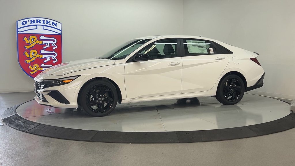 Used 2026 White Hyundai SEL Sport image 3