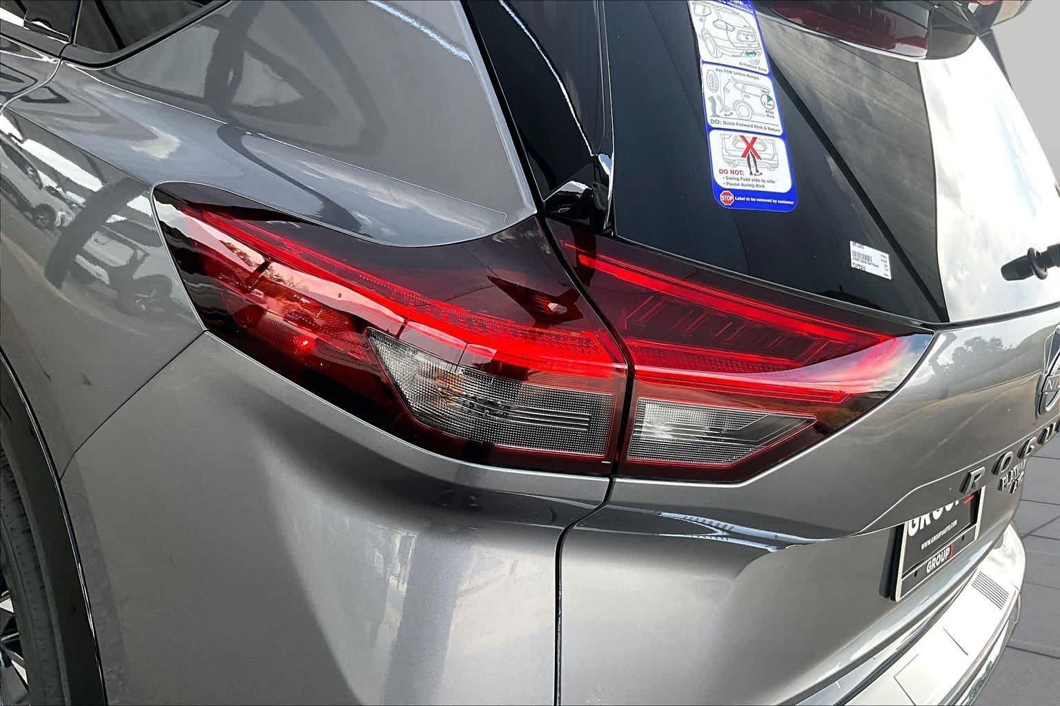 2026 Nissan Rogue Platinum - Photo 12